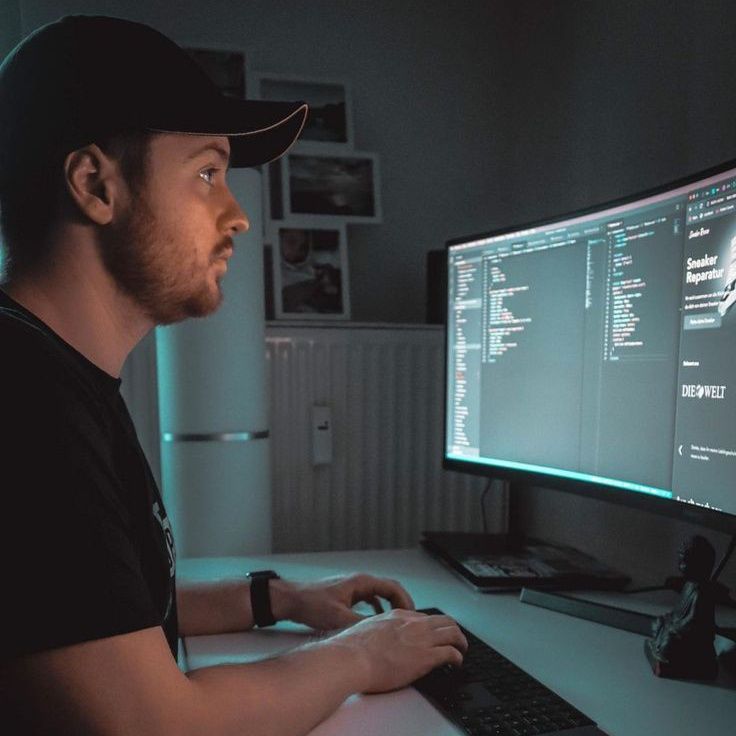 Студенты Intell Path учатся онлайн
